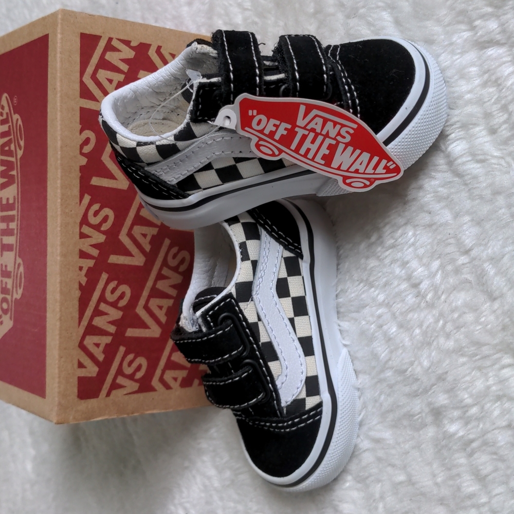 NWT Vans Old Skool V Baby/Toddler Shoes